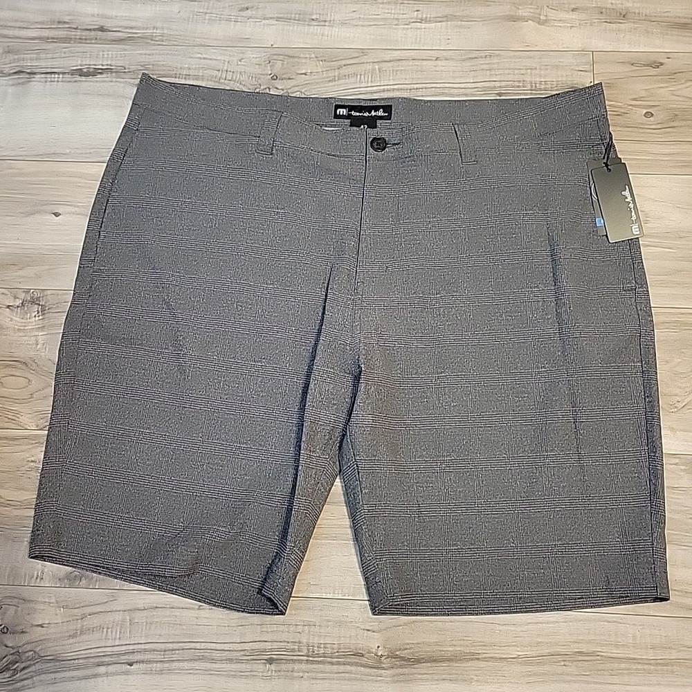 Travis Mathew Golf Shorts Mens 42 Gray Pinstripe Performance Stretch Comfort NWT